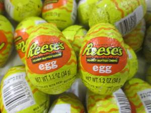 (B-1) 36 Reeses Peanut Butter Creme...