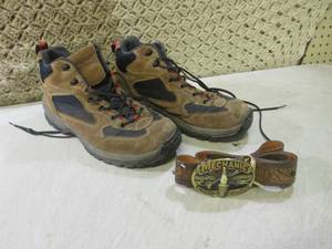 (CSB) Pair Lands End Shoes Size 9HM...