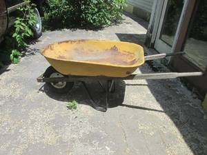 (SHED) Wheelbarrow Metal Tub...