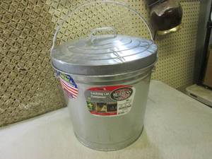 (EW2) 10 Gallon Galvanized Lacking ...