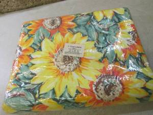(EW6) Multiple Sunflower Blanket 72...