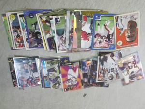 (FS) 50 Assorted Cris Carter Footba...