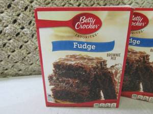 (B-1) 8 Boxes Fudge Brownie Mix Bes...