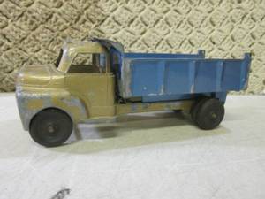 Vintage Metal Structo Truck 9 Long...