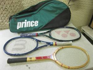 (C-1) 3 Tennis Rackets with Carry B...