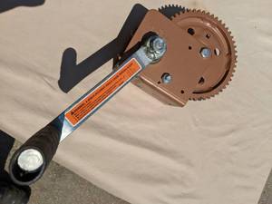 lot 95 image: New anchor winch...