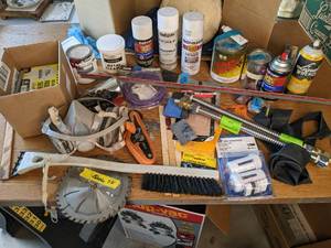 lot 98 image: Misc garage lot, includes 7 14 ci...