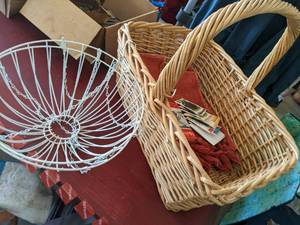 lot 109 image: very large wicker basket, 2 metal p...