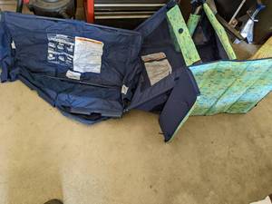 lot 111 image: Crib and bassinet, both in very goo...