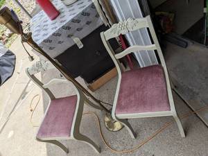 lot 155 image: (2) Matching Vintage Chairs & Vinta...