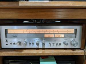 lot 3 image: Technics SA-5370 receiver in workin...