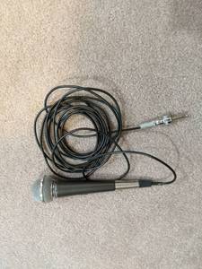 lot 7 image: Realistic highball microphone...