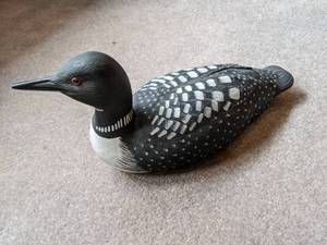lot 18 image: Large loon...