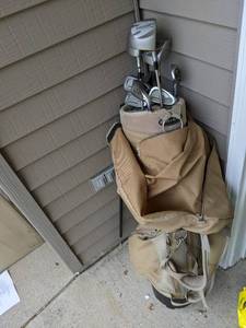 lot 48 image: Connexion Super Metal Golf Clubs in...