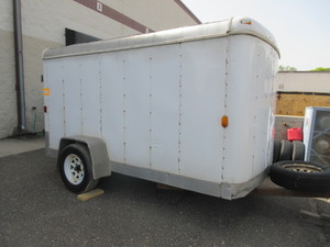 PLAY-MOR ENCLOSED 10 FOOT TRAILER