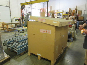 LARGE GAYLORD TYPE BOX WITH LID