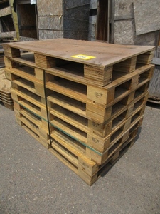 WOODEN PALLETS STAMPED FOR INTERNATIONAL SHIPPING