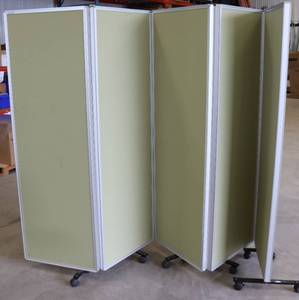 Divider Wall on wheels