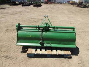 John Deere 665 3-Point Tiller
