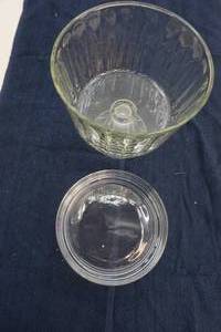 trifle dish and dessert dish