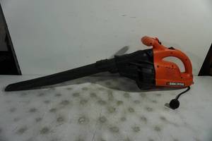 lot 86 image: Black and Decker Corded Leaf Blower
