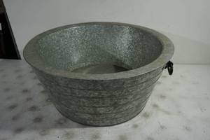 lot 145 image: Galvanized Metal Bucket