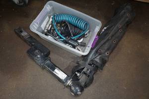 lot 10 image: Blue Ox RV Vehicle Tow Bar System with Hi-Low Receiver Adapter