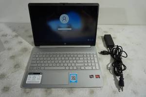 lot 15 image: HP 15.6 Laptop Computer - Password Protected