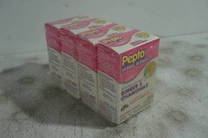 lot 24 image: Pepto Herbal Blends Ginger and Chamomile Capsules