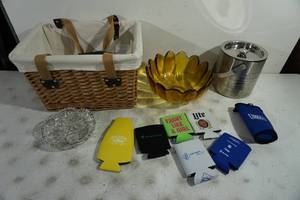 lot 138 image: Picnic Basket with Glass Bowl and Tray, Can Coozies, and Ice Bucket