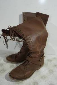 lot 139 image: Knee High Zip Up Boots - Womens 9