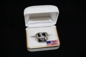 lot 246 image: Sterling Silver Black Onyx Bucking Bronco Ring with 12K Gold Accents