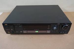 lot 11 image: JVC XV-D701 DVD Player