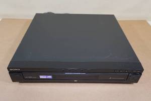 lot 15 image: Sony DVP-NC675P 5 Disc DVD Changer