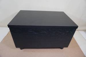 lot 16 image: Polk Audio RM3000 Passive Subwoofer