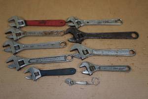 lot 84 image: Assorted Adjustable Wrenches