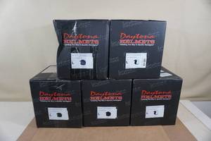 lot 125 image: Daytona Cruiser Motorcycle Helmets
