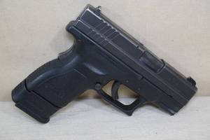 lot 35 image: Springfield Armory XD 9mm Sub Compact Semi Automatic Pistol
