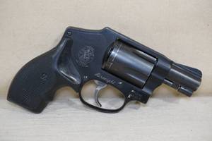 lot 41 image: Smith & Wesson Airweight .38 S&W Spl P Revolver