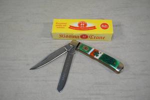 lot 75 image: Kissing Crane St Patricks Day 2019 Limited Edition Collector Knife - KC5440