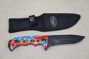 lot 81 image: Kentucky Cutlery Company Rebel Flag Fixed Blade Knife