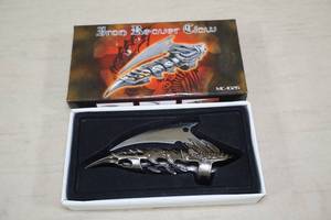 lot 82 image: Iron Beaver Claw Folding Knife
