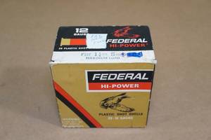 lot 138 image: 25 Federal Hi-Power 12 Ga 5 Shot Shotshells