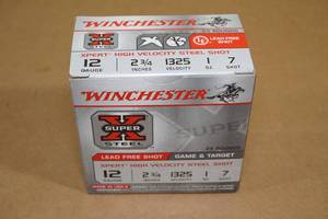lot 144 image: 25 Winchester Super-X 12 Ga 2-34 7 Shot Steel Shotshells