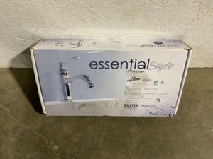 KEENEY Belanger Single Hole 1-Handle Bathroom Faucet with Drain Assembly in Polished Chrome. See Pictures