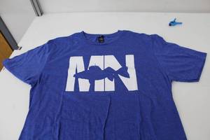 District Short Sleeve T-Shirt MN Walleye BlueWhite Print Size Medium