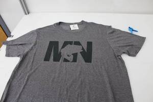 District Short Sleeve T-Shirt MN Bass Light GreyBlack Print Size XL