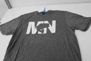 District Short Sleeve T-Shirt MN Bass Dark GreyWhite Print Size XL