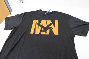 District Short Sleeve T-Shirt MN Duck BlackOrange Print Size 2XL