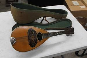 lot 609 image: 8-String Bowl Back Guitar with Hard Case